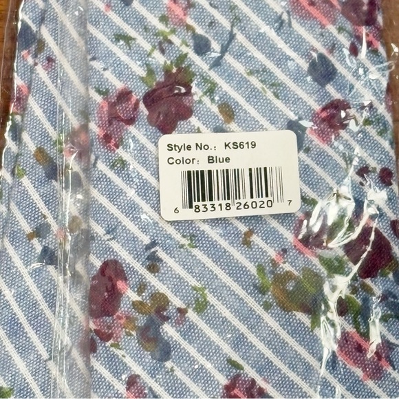 Bundle of 4 NWT Knot Society Assorted Blue Print Cotton Men's Ties - Picture 8 of 12